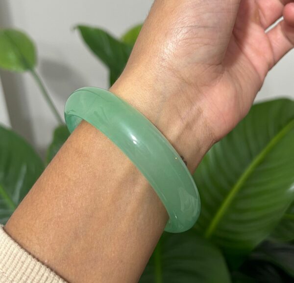PUÑERA JADE VERDE AGUA  ORIGINAL CON CERTIFICACION